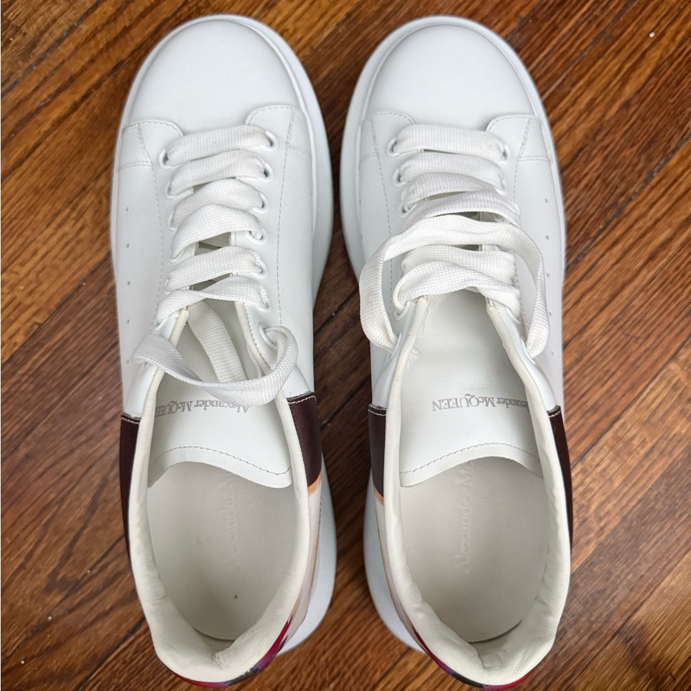 Alexander McQueen Cream Leather Sneakers with Subtle Pink Trim
